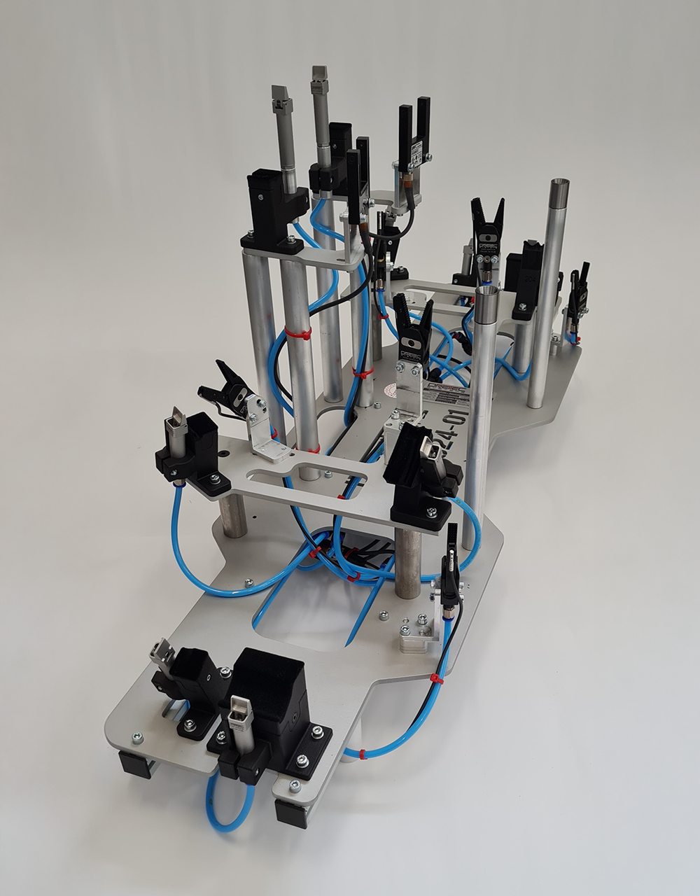 Produktbilder Portfolio DreiTec Systems https://dreitec-systems.de/wp-content/uploads/2025/09/Produktbilder-Portfolio-1000x1280.png