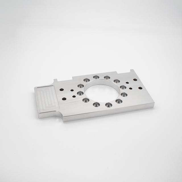 DreiTec Systems | Einzelteile für Greifer: Adapterplatten